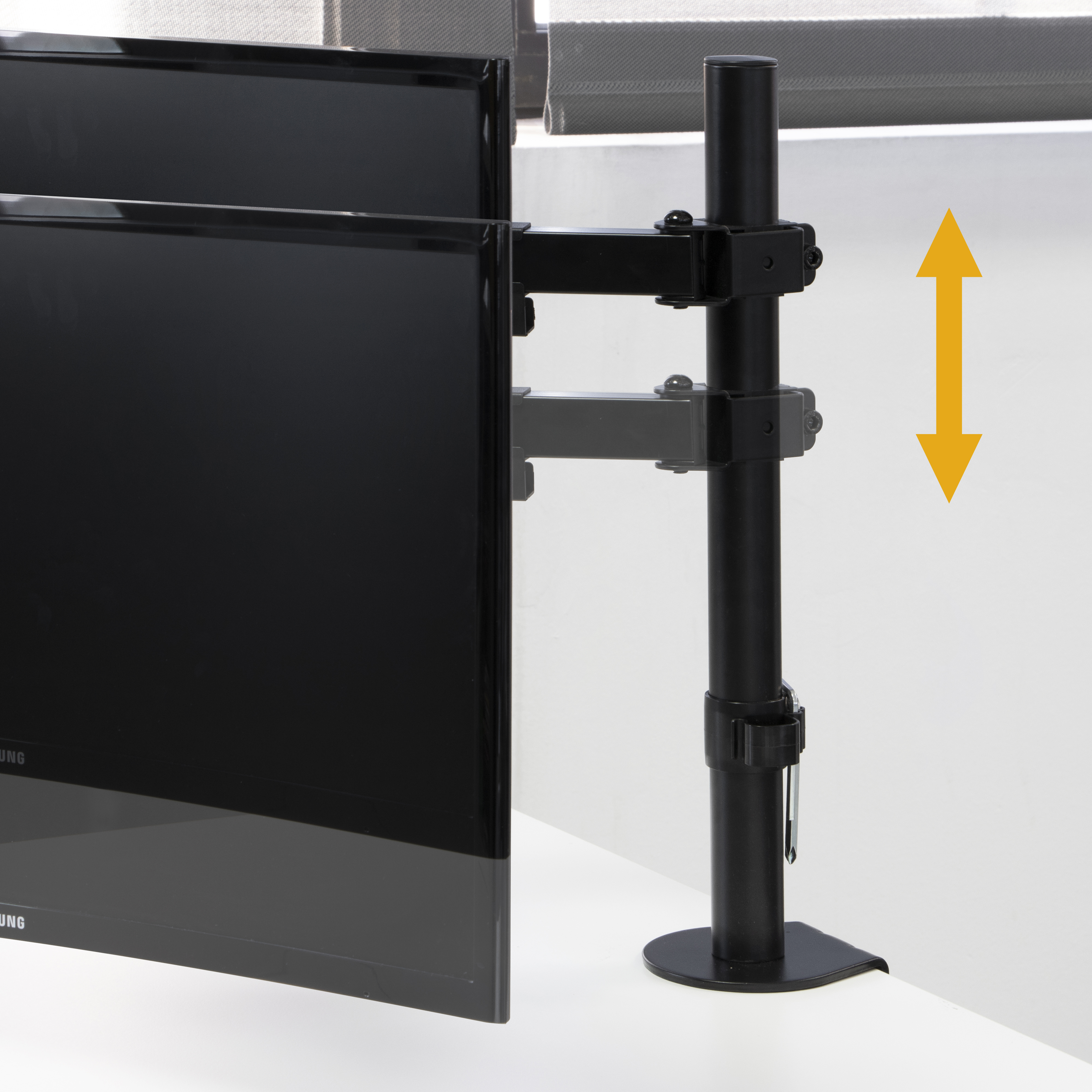 Emuca Soportes de monitor para mesa inclinables y giratorios 360?°., Simple, Pintado negro, Acero