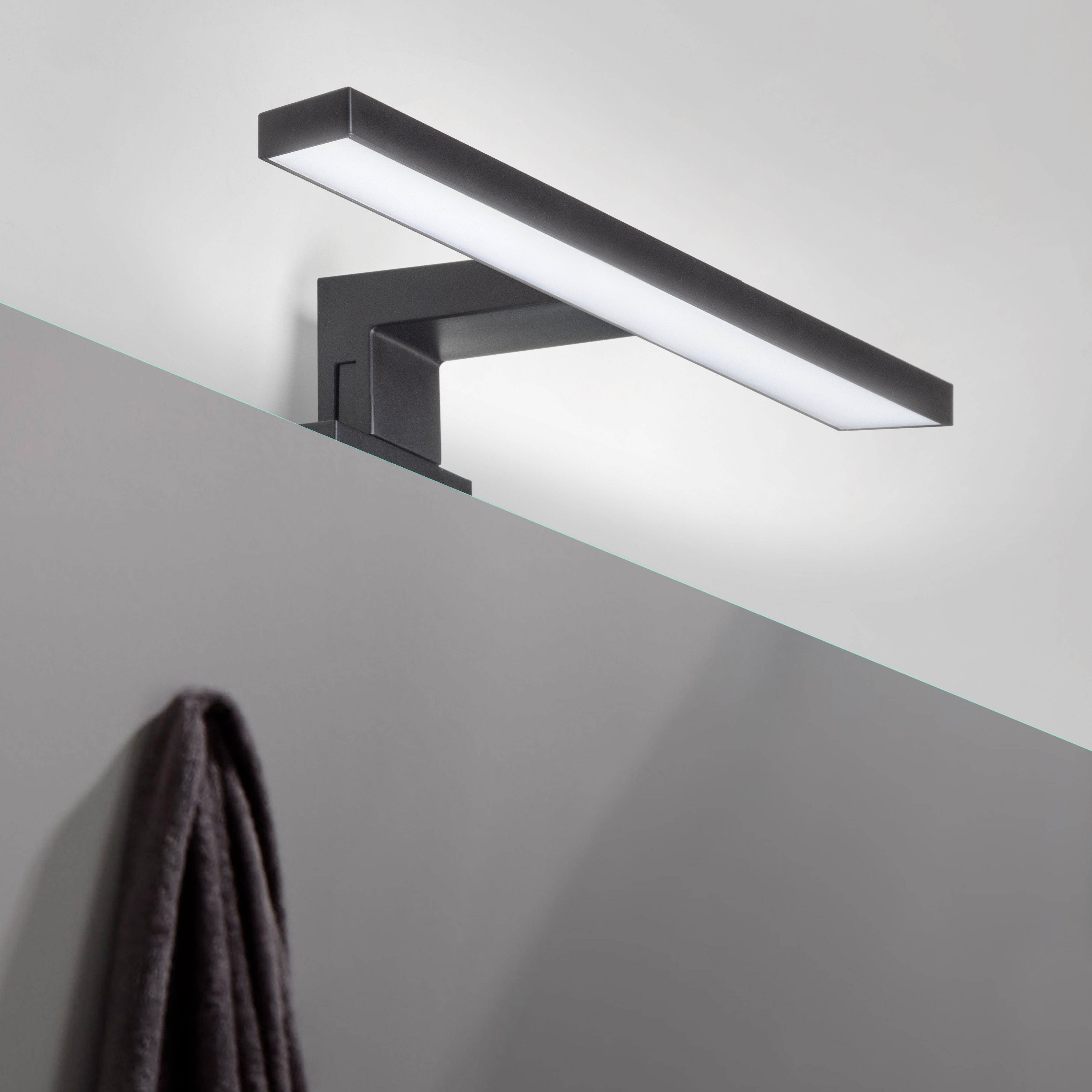  Spot LED pour miroir de salle de bain Virgo (AC 230V 50Hz), 6 W, Peint en noir, Plastique